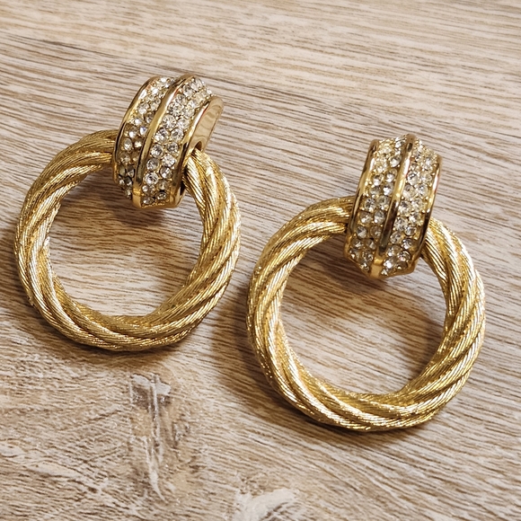 Damaged/Fixed Christian Dior Pave’ Crystals Gold Tone Hoop Earrings. - Picture 1 of 7